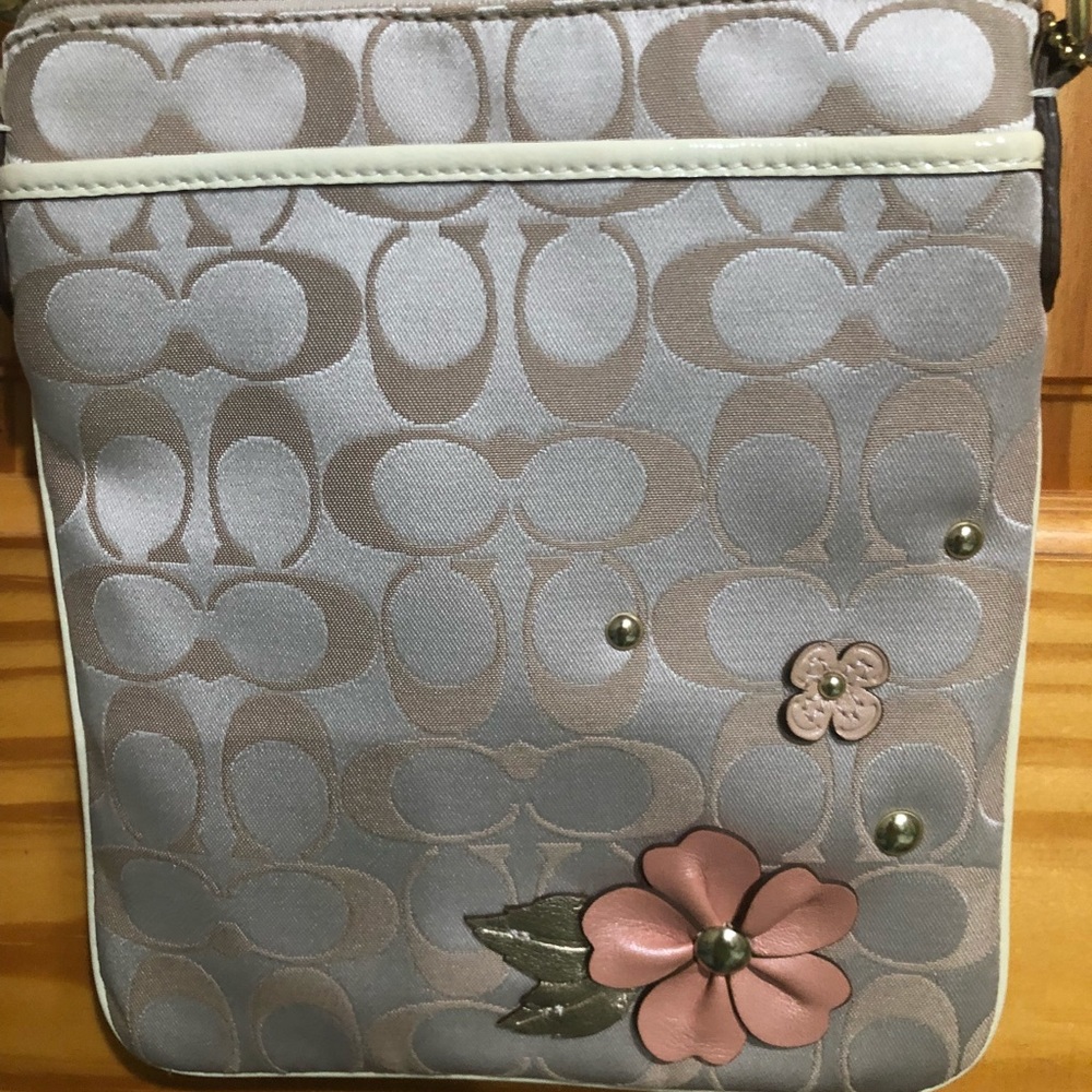 Side satchel purse from Coach